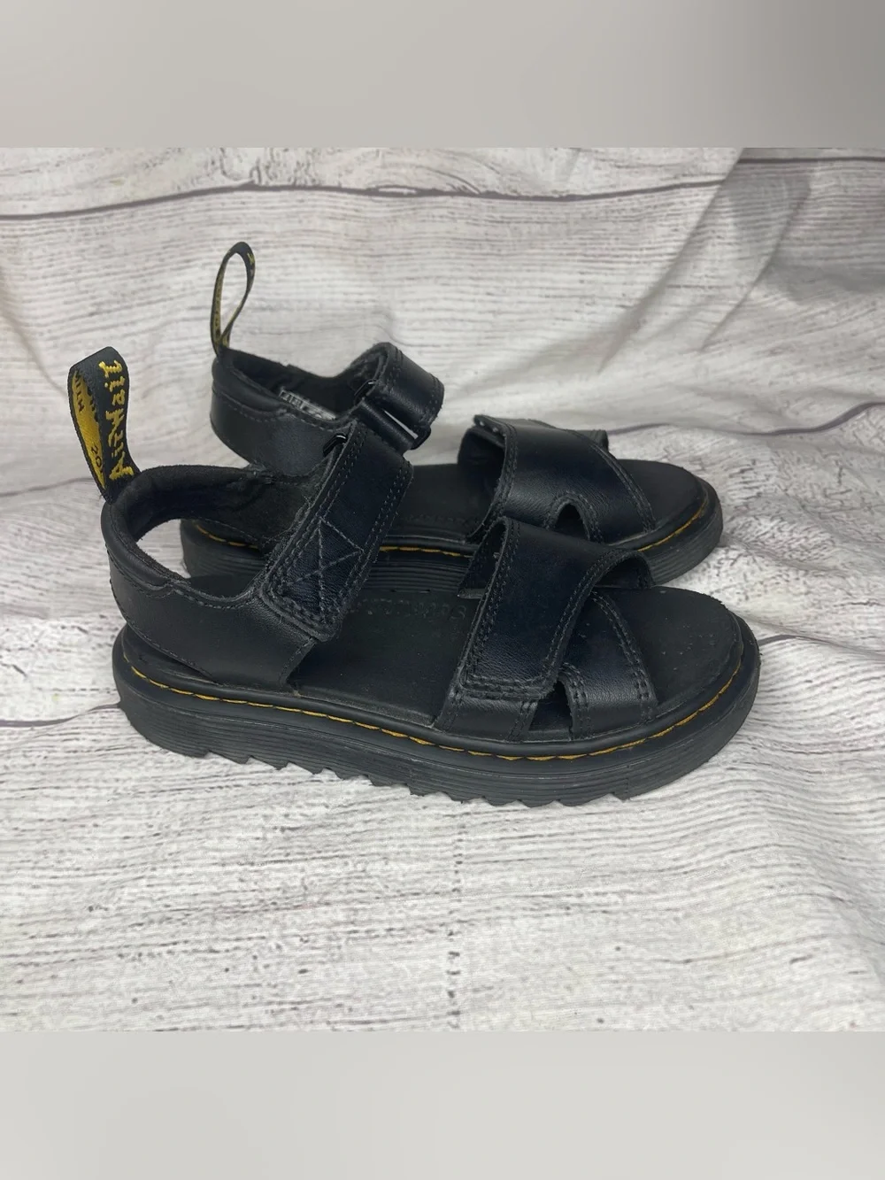 Dr. Martens Girls Size 13 Vossie J Black Leather Sandals